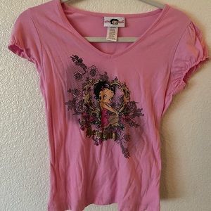 Adorable pink Betty Boop tshirt with ruffle sleeves!